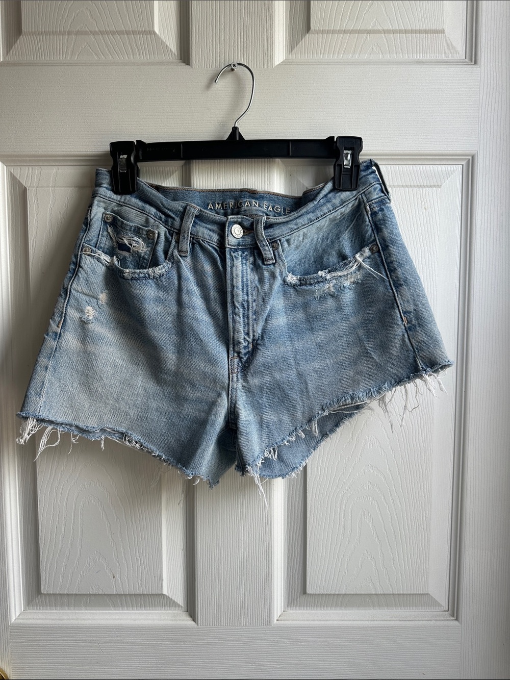 American Eagle Outfitters Light Wash Distressed Denim Cutoff Shorts